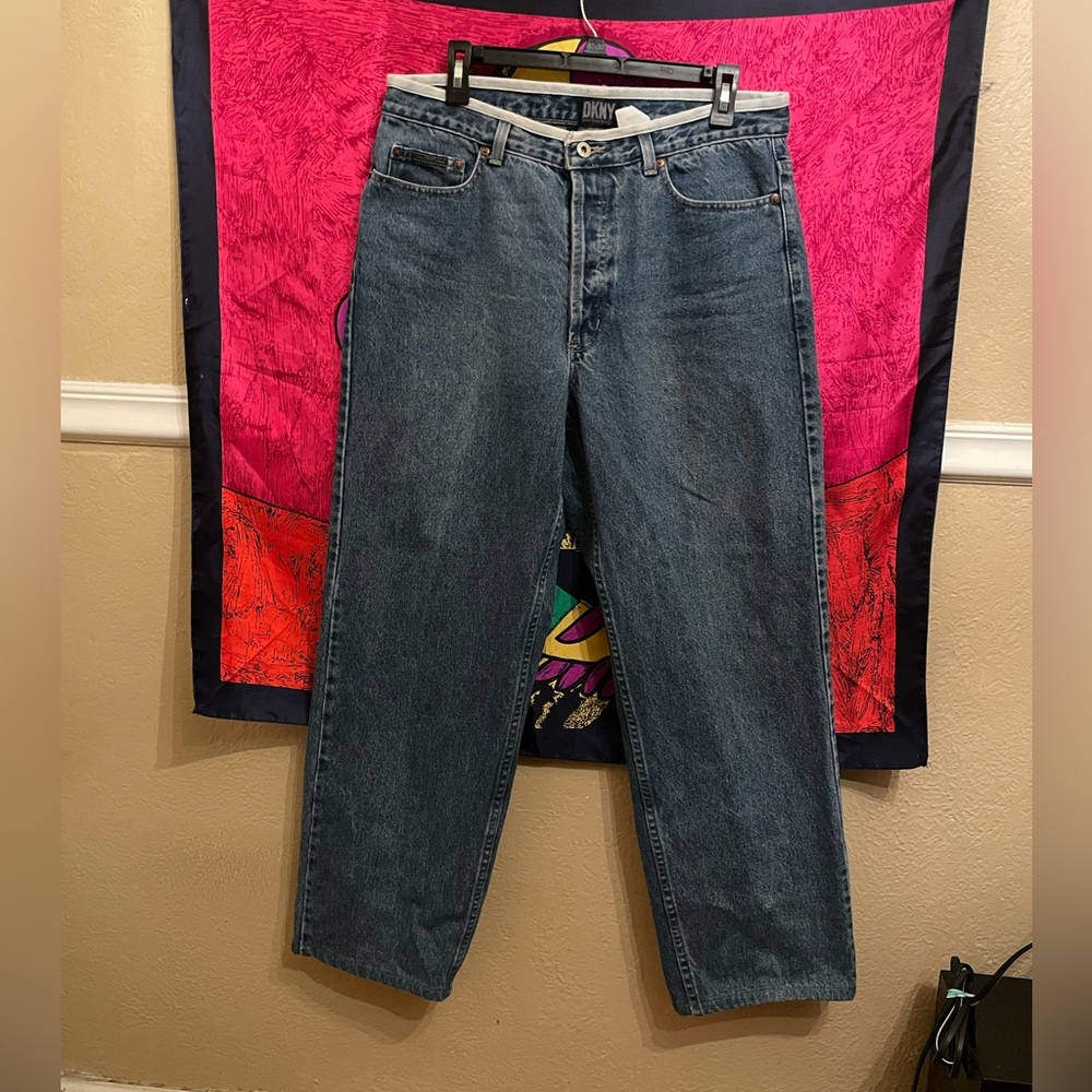 DKNY Men's Relaxed Fit Blue Jeans